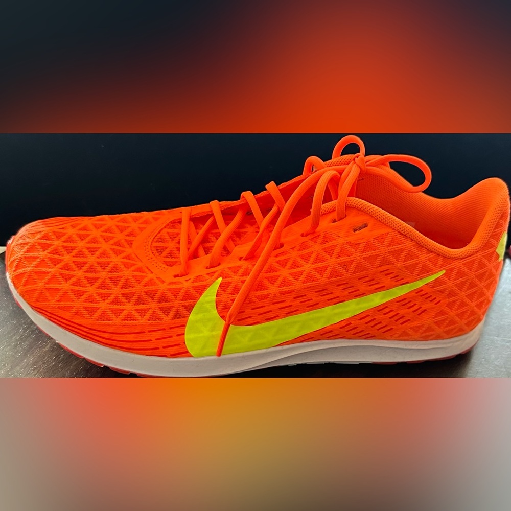 Nike Rival Waffle 5 cross country running shoes Orange 8.5 Men’s/10.5 Women’s